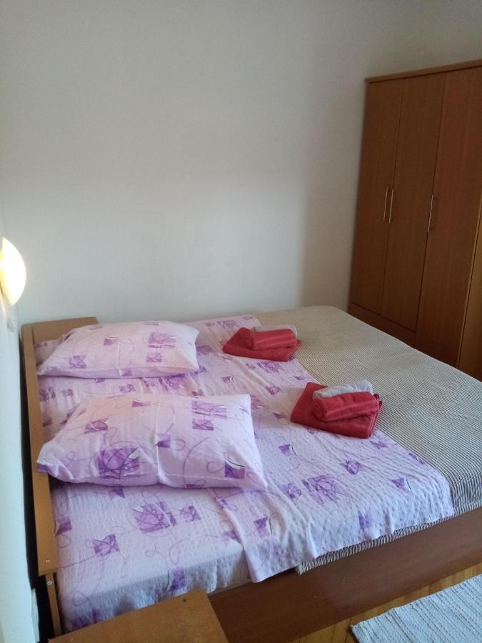 Apartments "Sun-Sea" Lopar Esterno foto