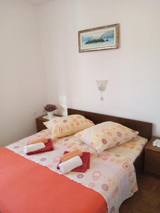 Apartments "Sun-Sea" Lopar Esterno foto