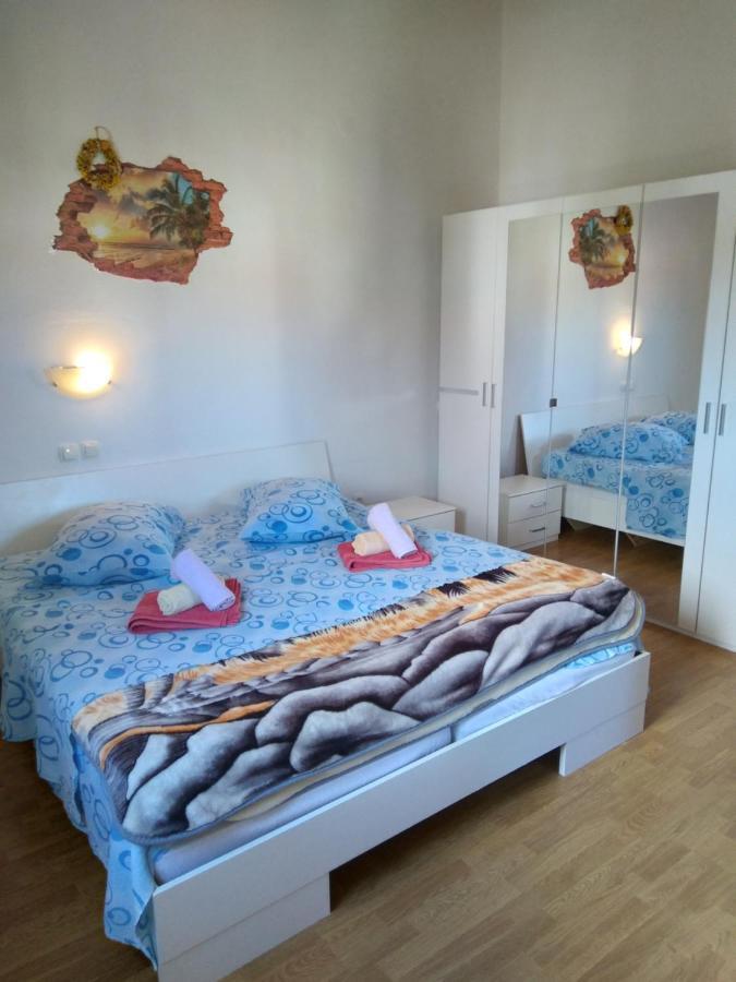 Apartments "Sun-Sea" Lopar Esterno foto
